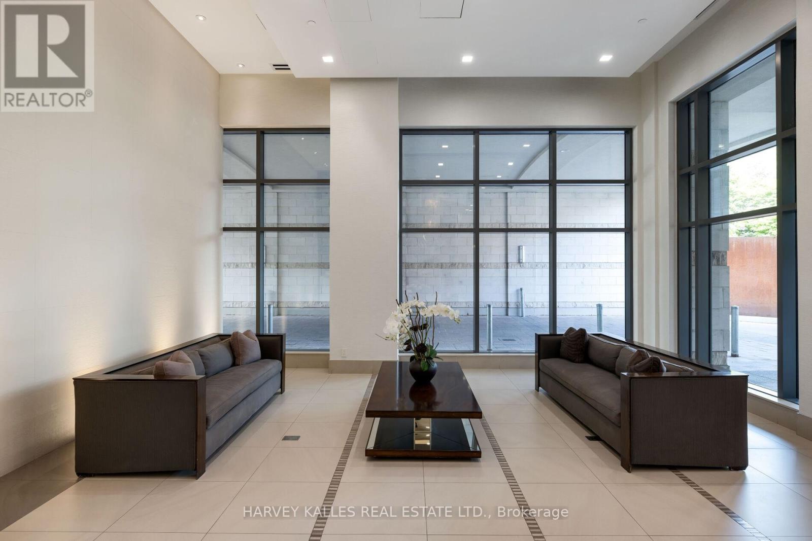 1007 - 23 Glebe Road W, Toronto, Ontario  M5P 0A1 - Photo 6 - C12501740