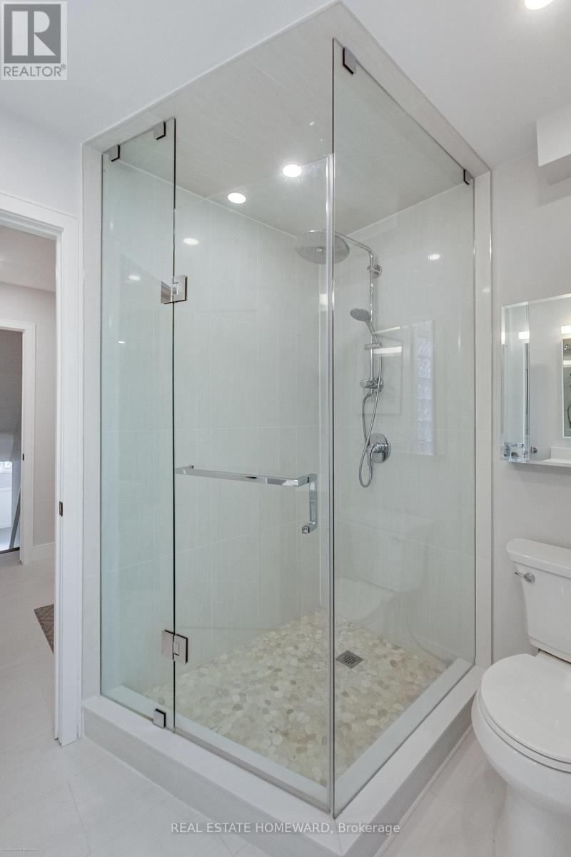 27 Sari Crescent, Toronto, Ontario  M1E 4W3 - Photo 30 - E12501722