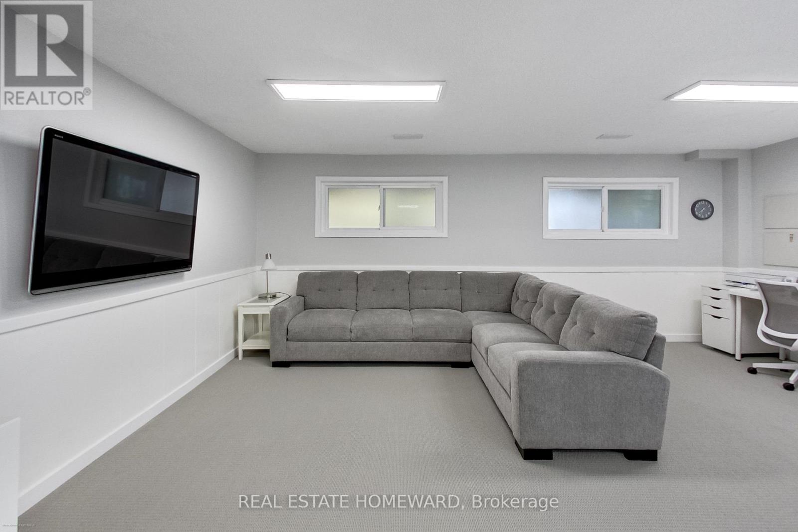 27 Sari Crescent, Toronto, Ontario  M1E 4W3 - Photo 34 - E12501722