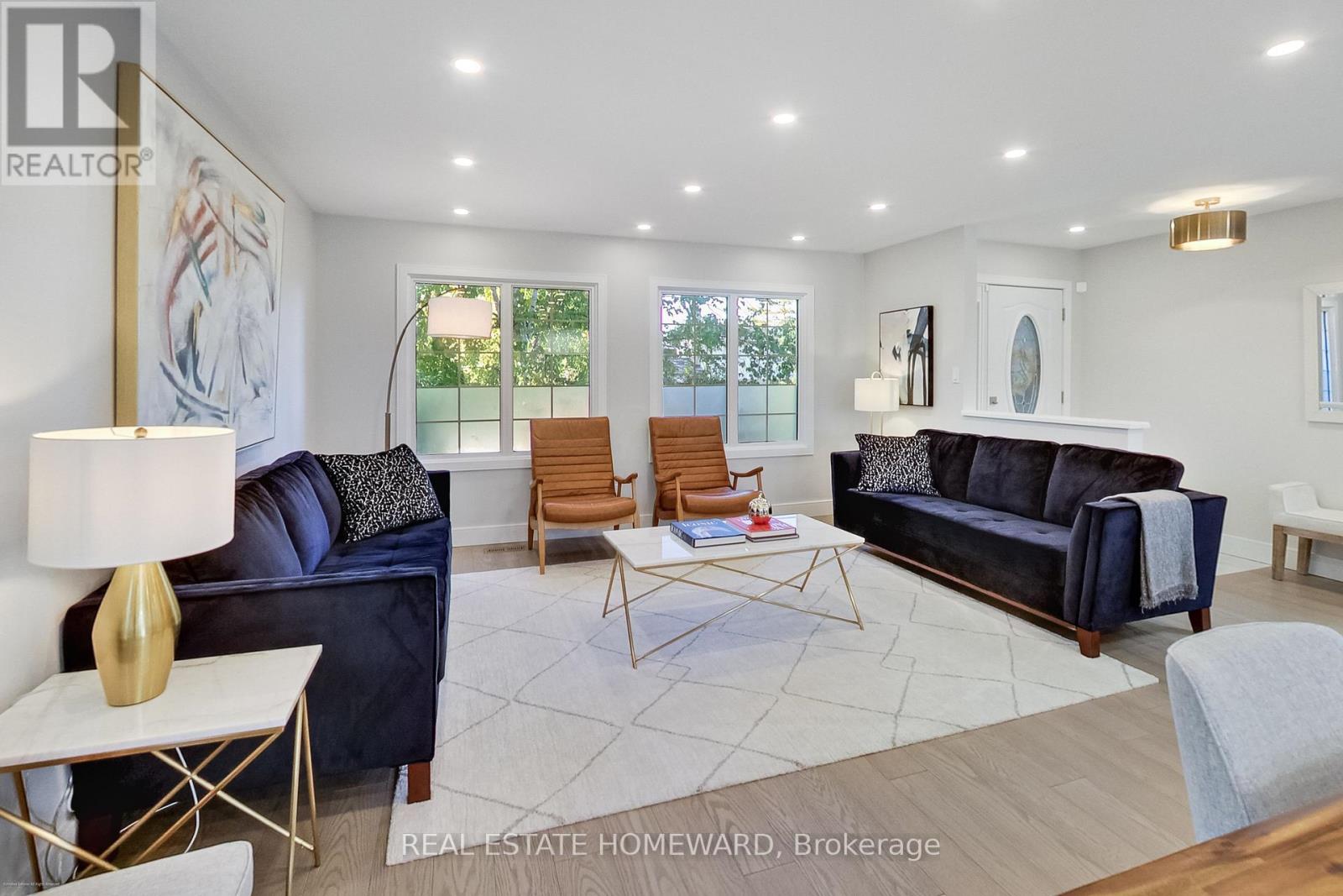 27 Sari Crescent, Toronto, Ontario  M1E 4W3 - Photo 5 - E12501722