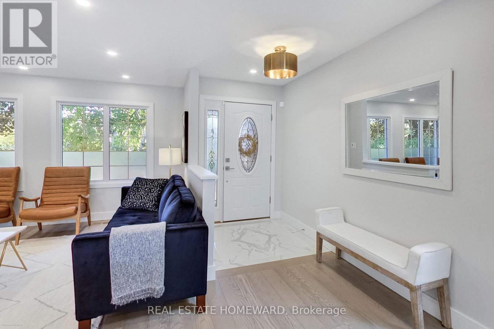 27 Sari Crescent, Toronto, Ontario  M1E 4W3 - Photo 6 - E12501722