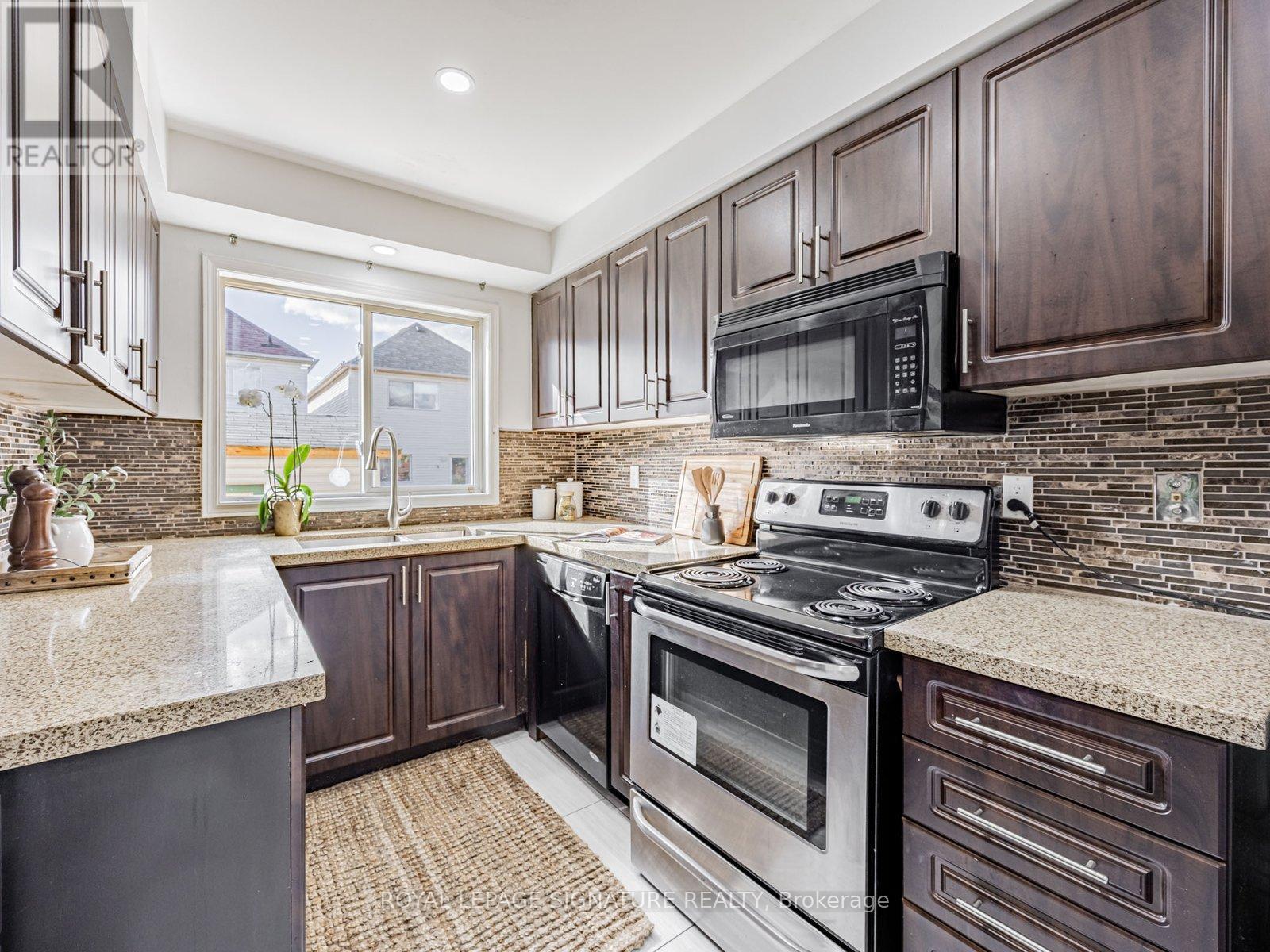 39 Lax Avenue, Ajax, Ontario  L1Z 1G7 - Photo 9 - E12501776