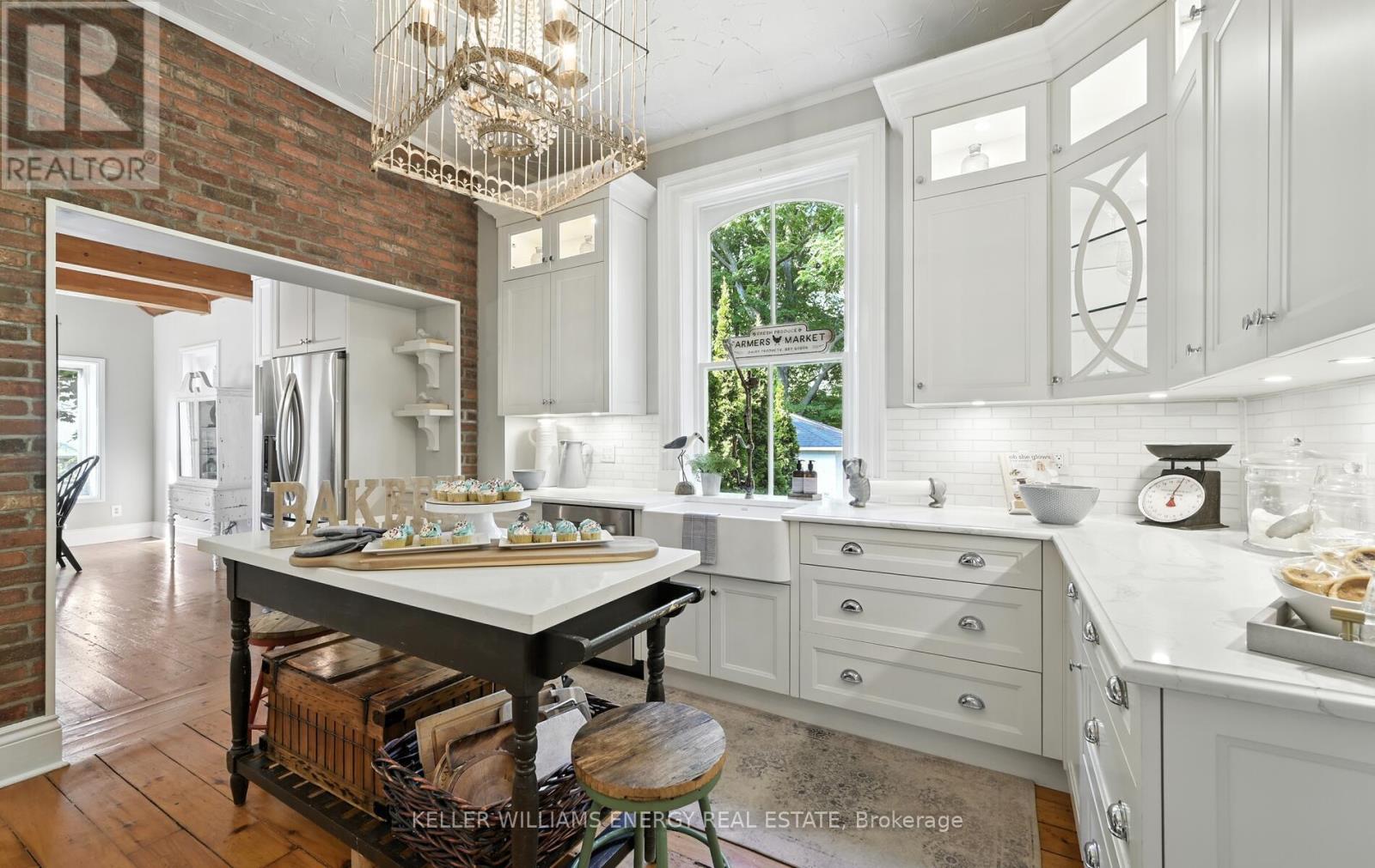 27 Columbus Road E, Oshawa, Ontario  L1H 0G3 - Photo 14 - E12373839