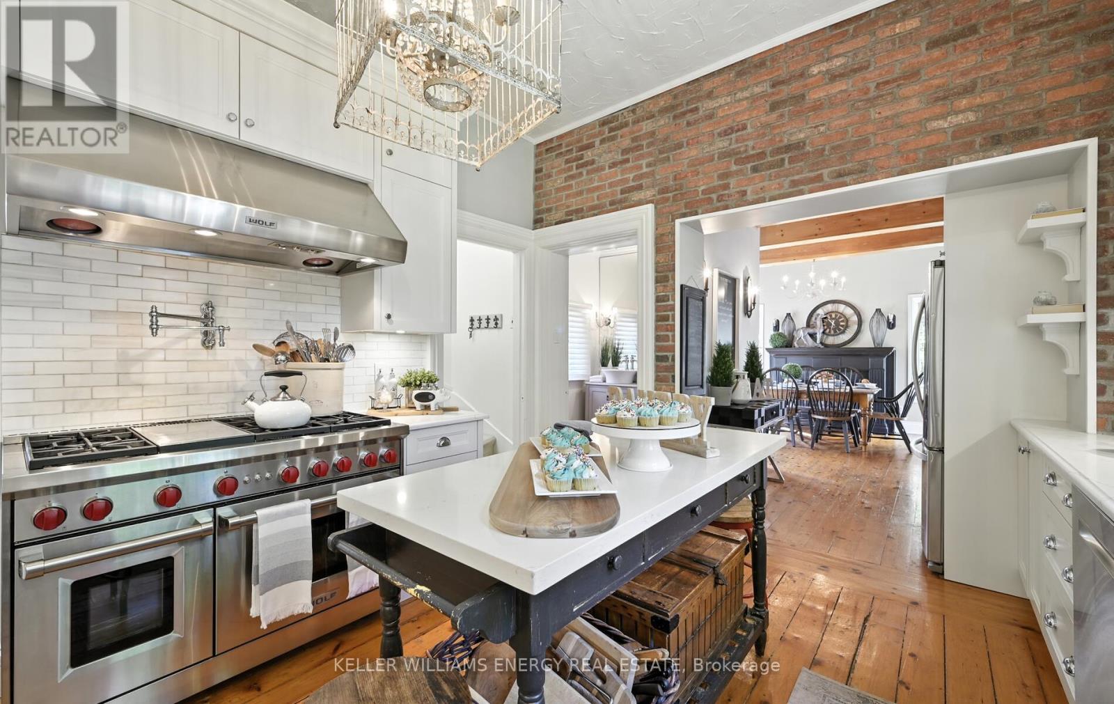 27 Columbus Road E, Oshawa, Ontario  L1H 0G3 - Photo 17 - E12373839