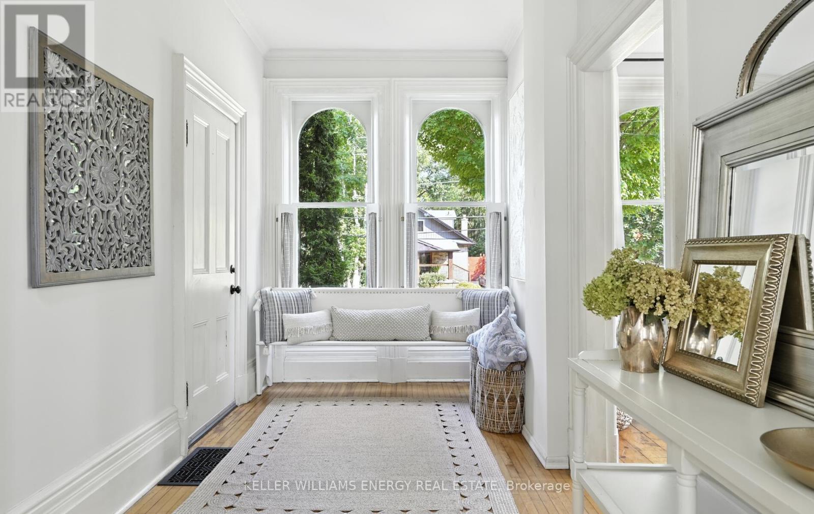 27 Columbus Road E, Oshawa, Ontario  L1H 0G3 - Photo 4 - E12373839