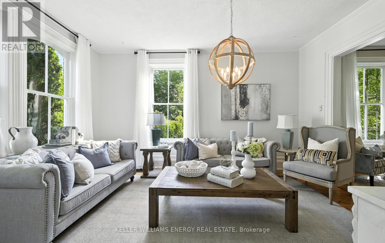 27 Columbus Road E, Oshawa, Ontario  L1H 0G3 - Photo 5 - E12373839