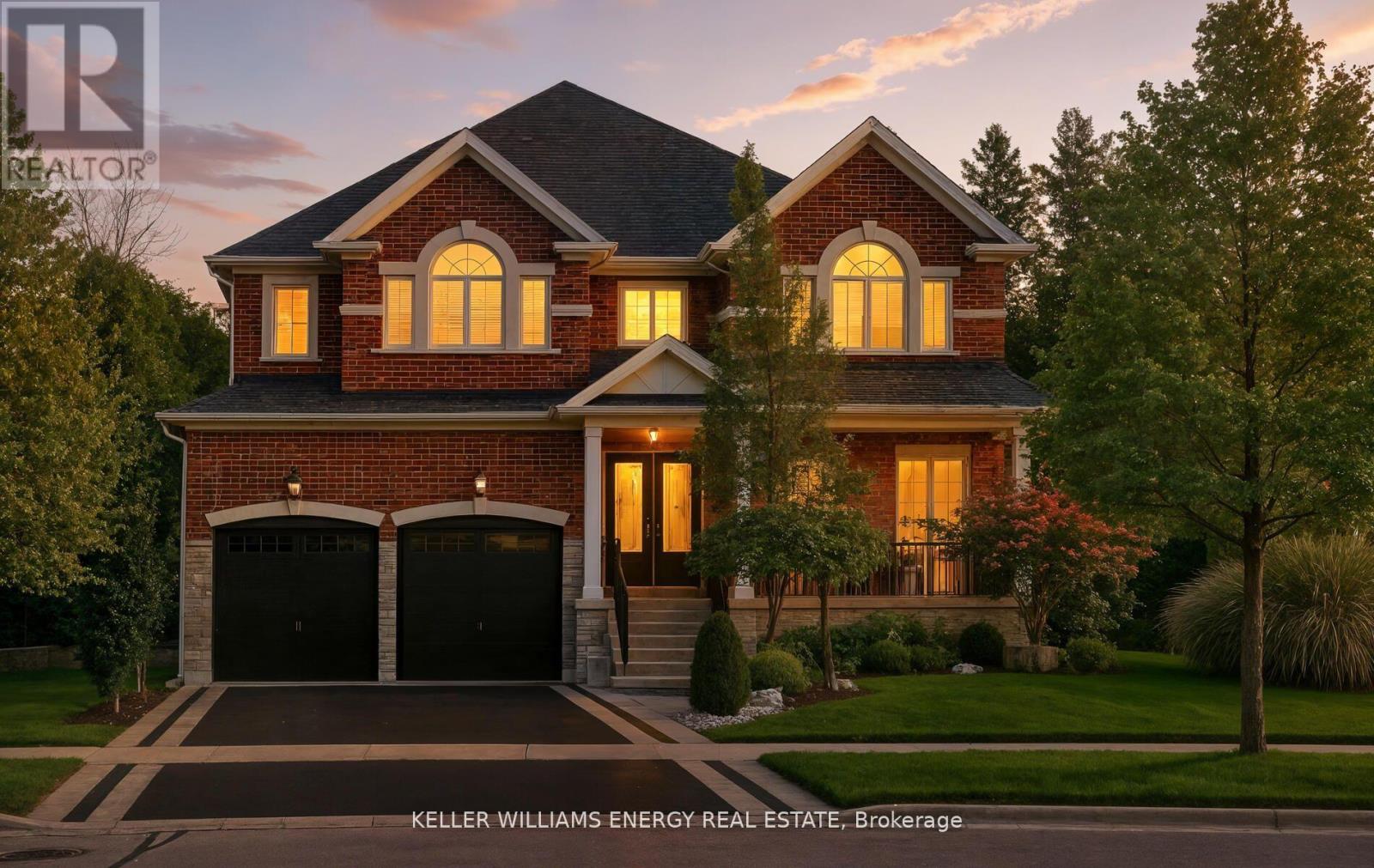 28 COACH CRESCENT, Whitby, Ontario