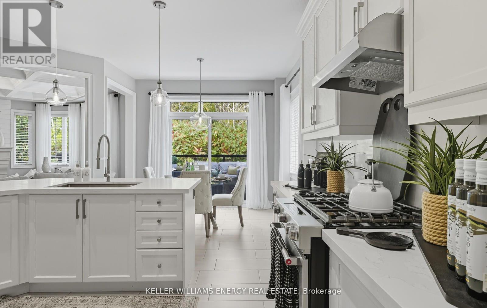 28 Coach Crescent, Whitby, Ontario  L1R 0K8 - Photo 14 - E12478428