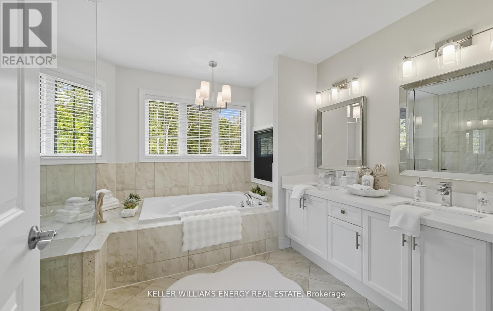 28 Coach Crescent, Whitby, Ontario  L1R 0K8 - Photo 30 - E12478428