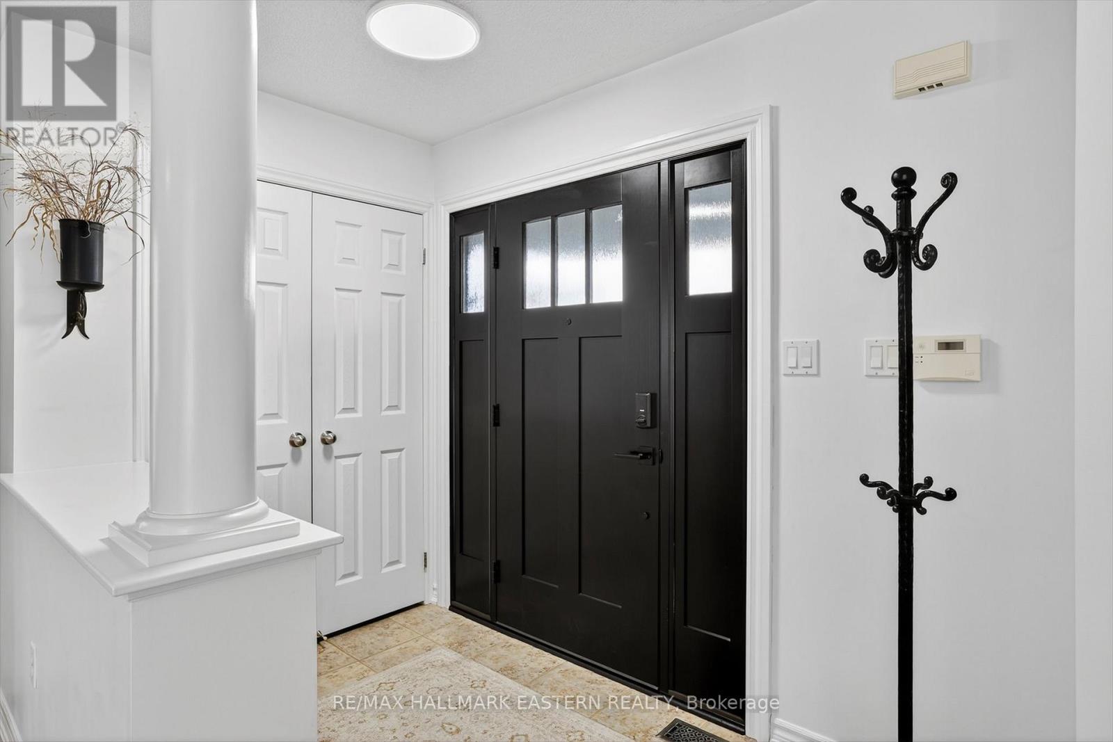 110 Sleeman Square, Clarington (Courtice), Ontario  L1E 3K5 - Photo 6 - E12501858