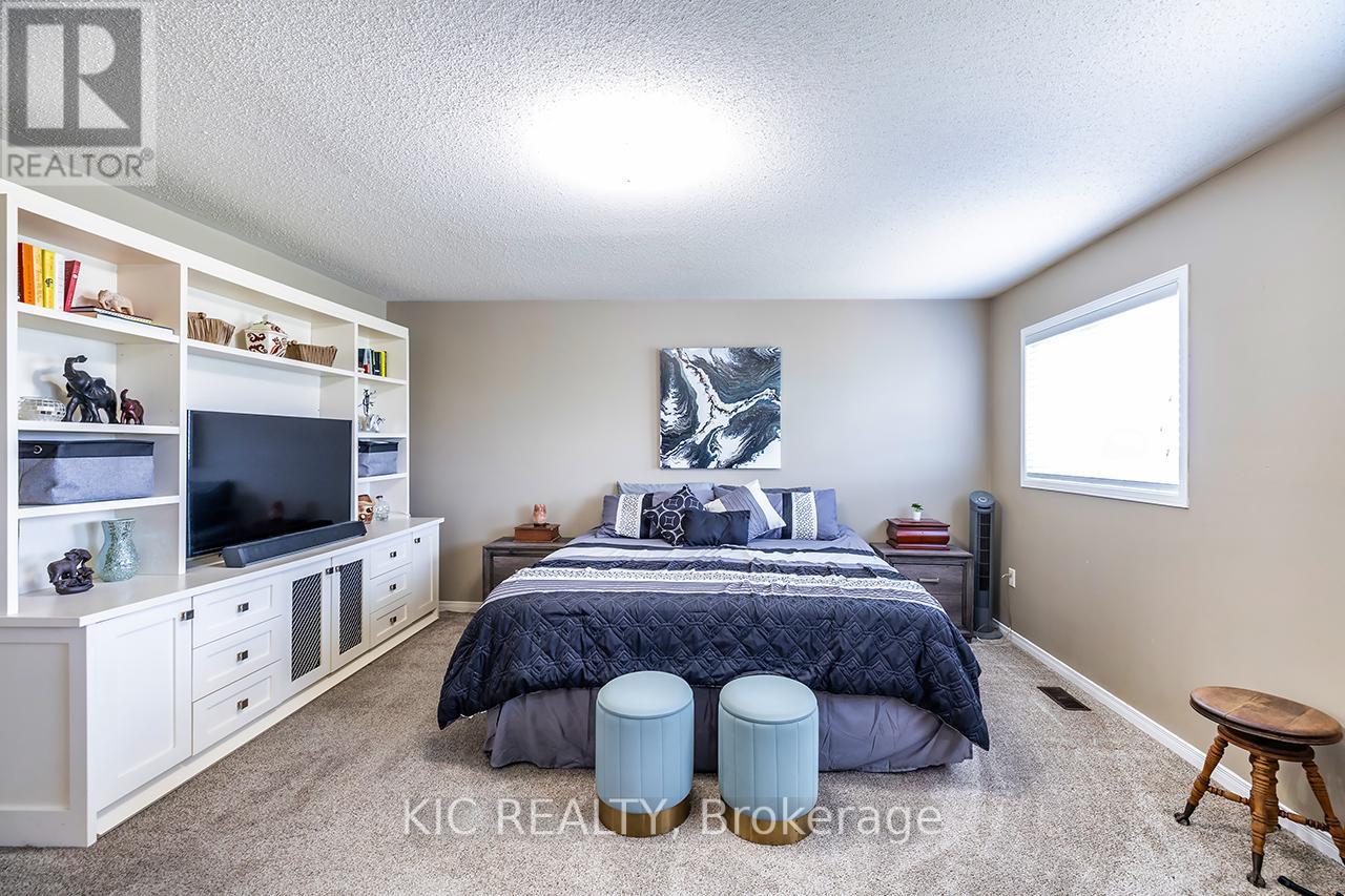 40 Puttingedge Drive, Whitby, Ontario  L1R 0H7 - Photo 23 - E12502058