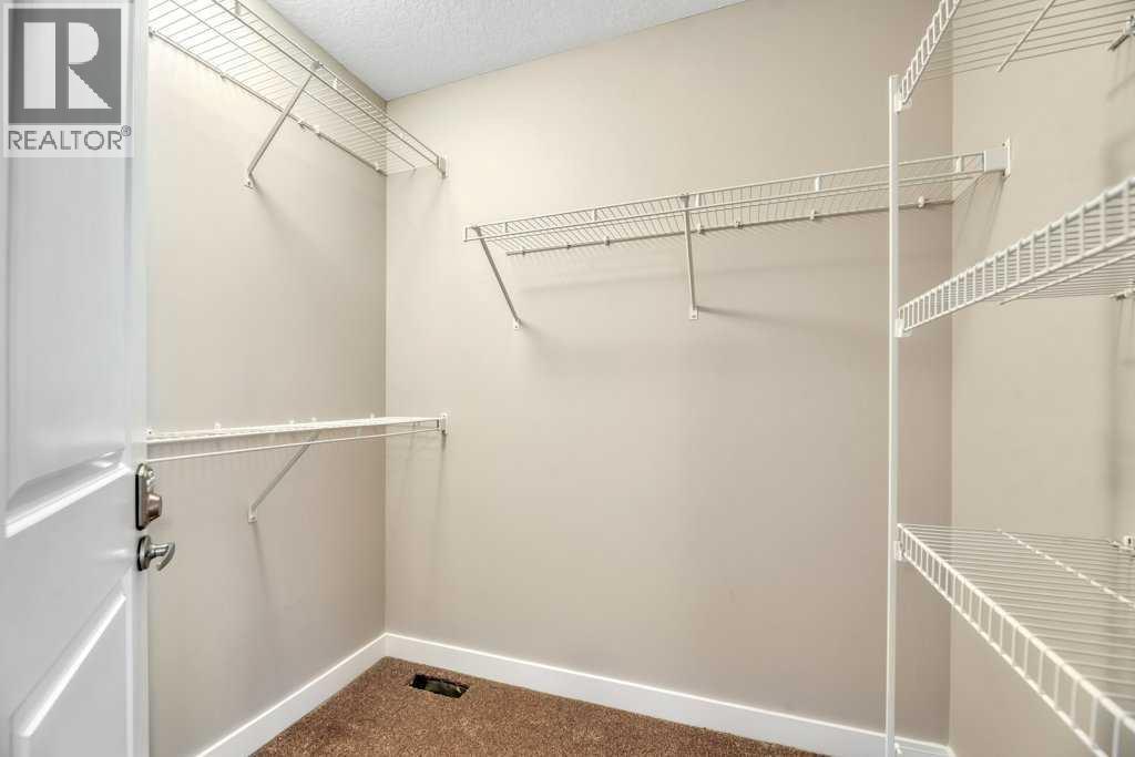 2450 Baysprings Link Sw, Airdrie, Alberta  T4B 3V2 - Photo 33 - A2266469