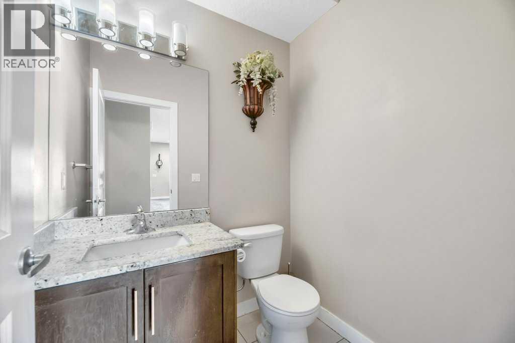 2450 Baysprings Link Sw, Airdrie, Alberta  T4B 3V2 - Photo 21 - A2266469