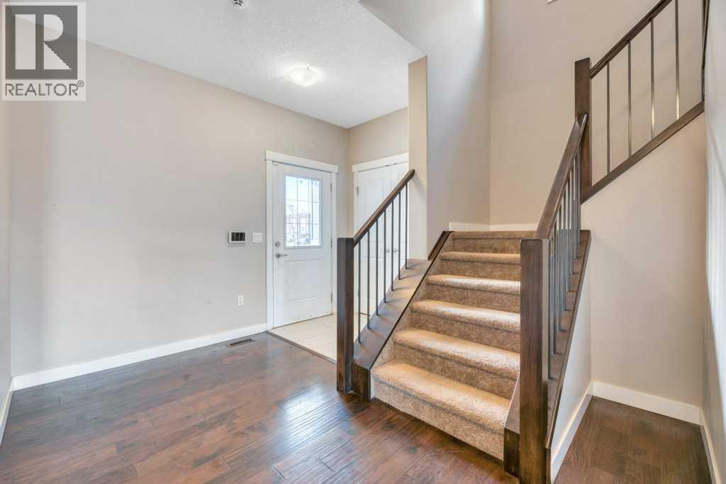 2450 Baysprings Link Sw, Airdrie, Alberta  T4B 3V2 - Photo 4 - A2266469