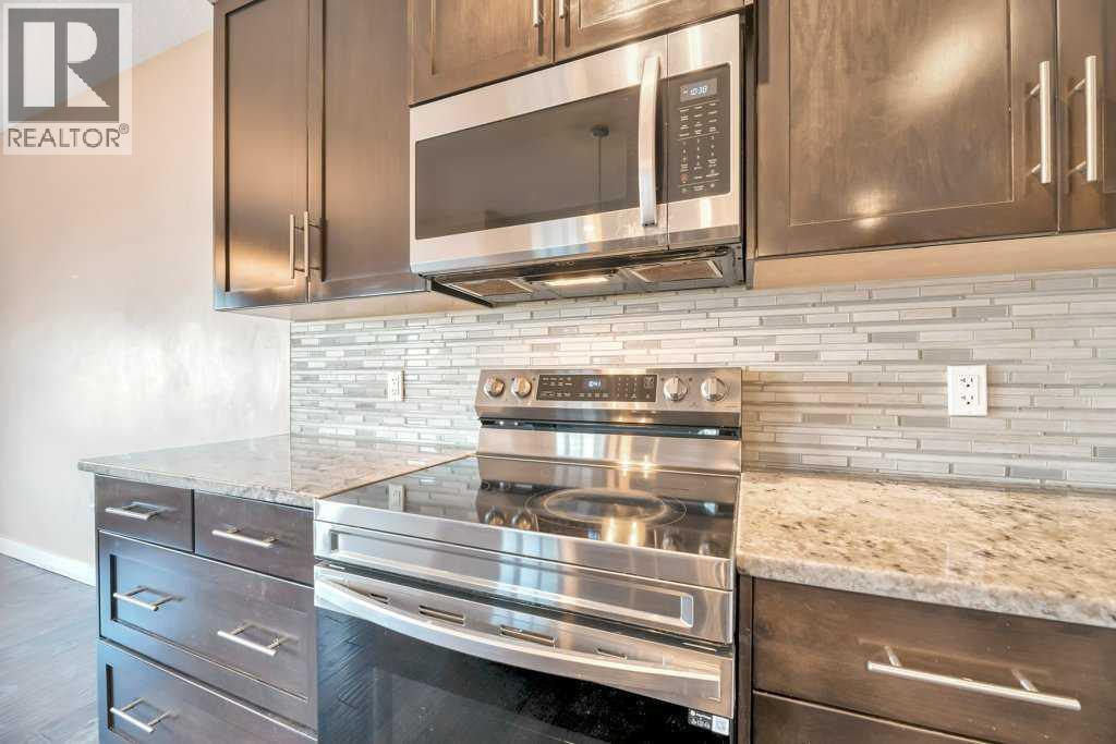 2450 Baysprings Link Sw, Airdrie, Alberta  T4B 3V2 - Photo 17 - A2266469