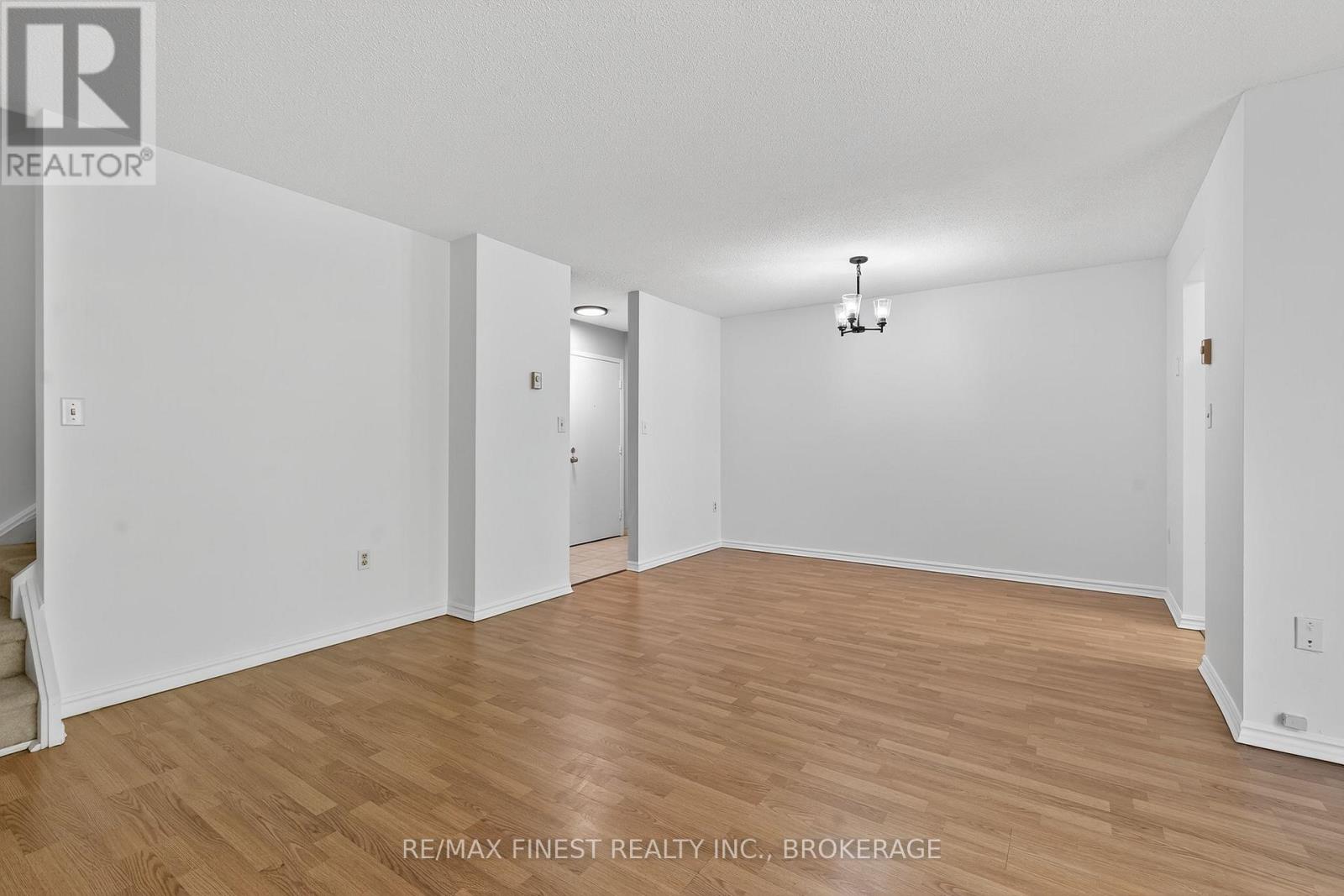 303 - 1010 Pembridge Crescent, Kingston (North Of Taylor-Kidd Blvd), Ontario  K7P 1A3 - Photo 11 - X12501932