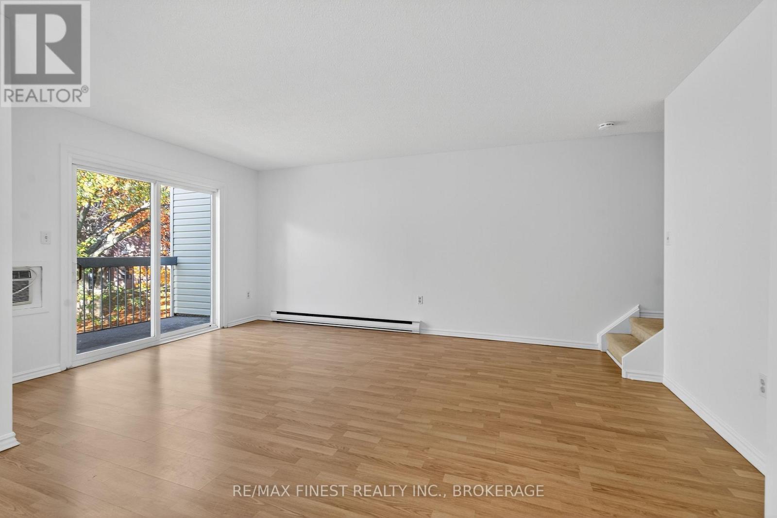 303 - 1010 Pembridge Crescent, Kingston (North Of Taylor-Kidd Blvd), Ontario  K7P 1A3 - Photo 8 - X12501932