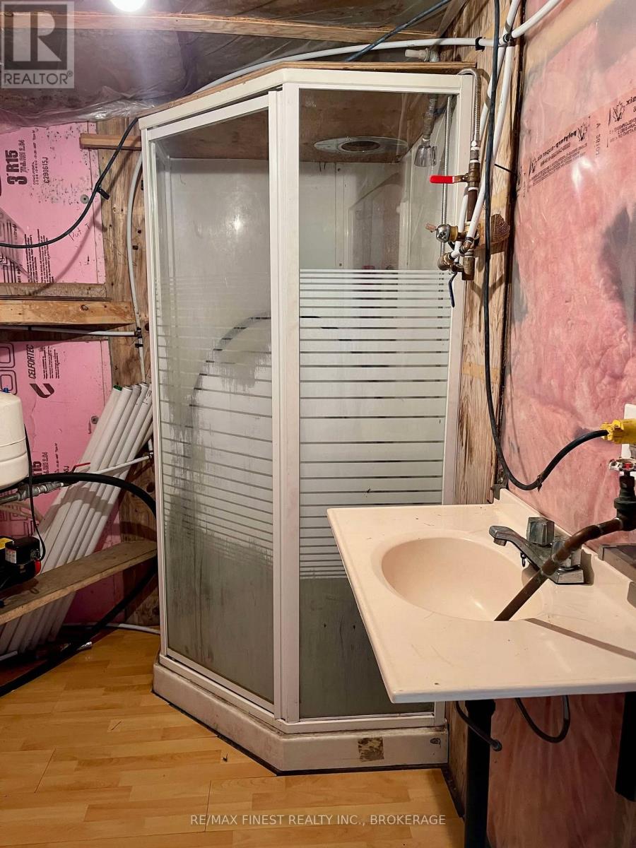 2223 Henderson Road, Frontenac (Frontenac Centre), Ontario  K0H 1K0 - Photo 13 - X12501944