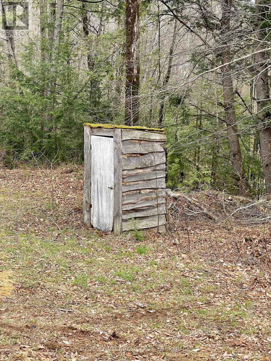 2223 Henderson Road, Frontenac (Frontenac Centre), Ontario  K0H 1K0 - Photo 16 - X12501944