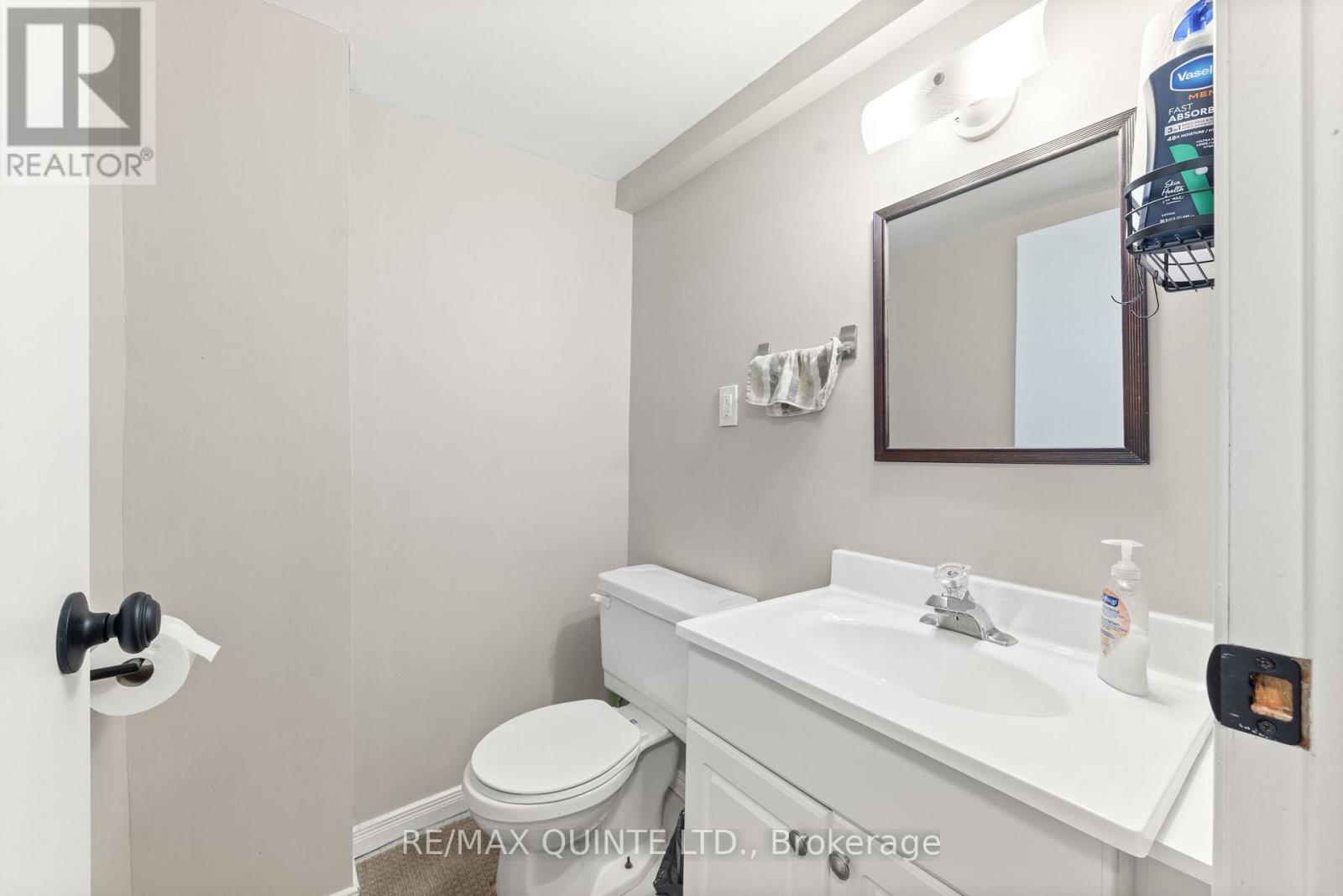 H- 203 North Park Street, Belleville, Ontario K8P 4T9 - Photo 24 - X12502098