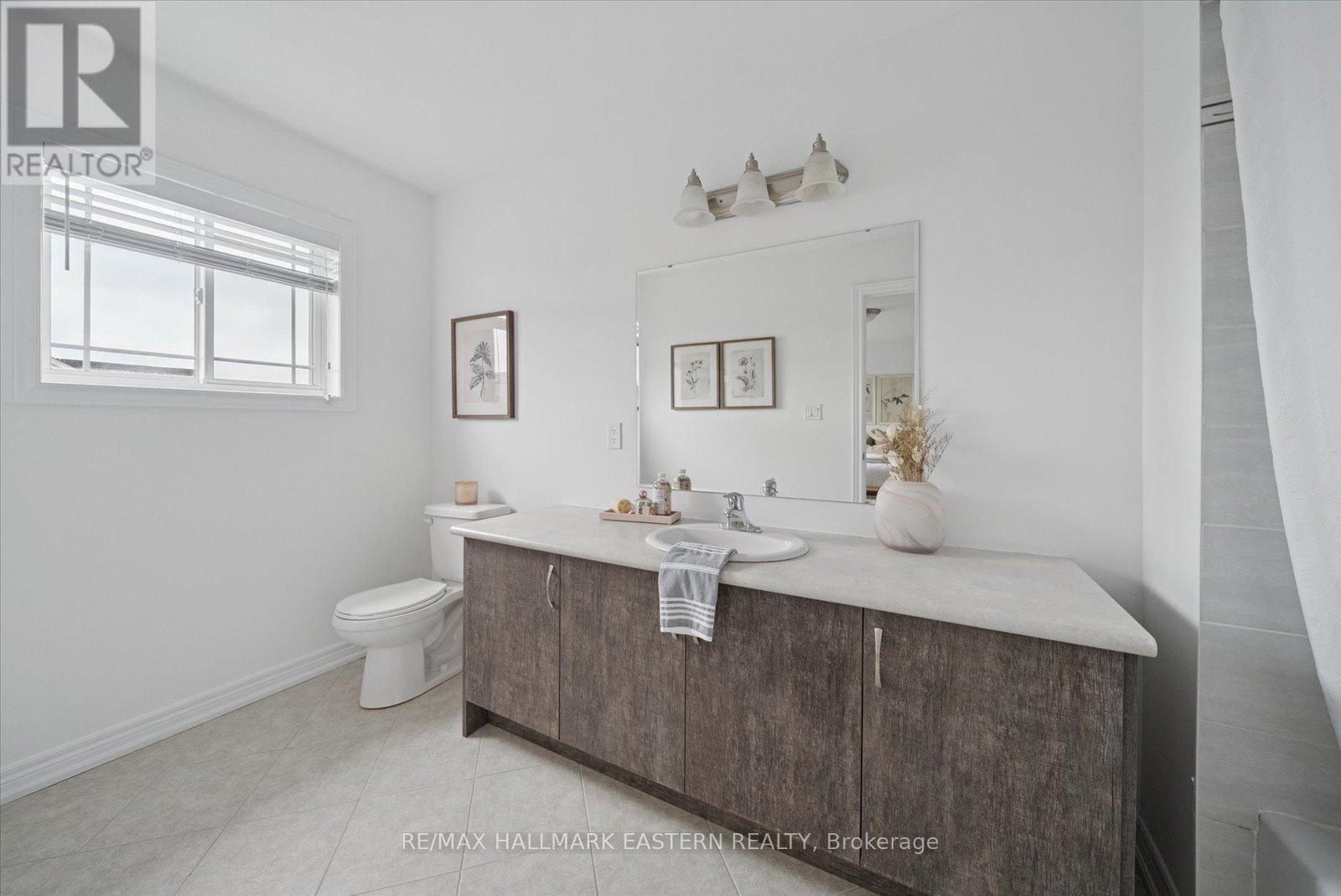 56 Flitton Avenue, Peterborough, Ontario K9H 0G5 - Photo 19 - X12502110