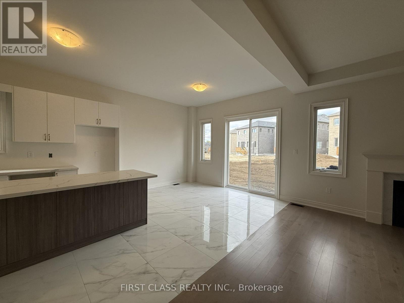 95 Boccella Crescent, Richmond Hill, Ontario  L4B 0H9 - Photo 10 - N12501686