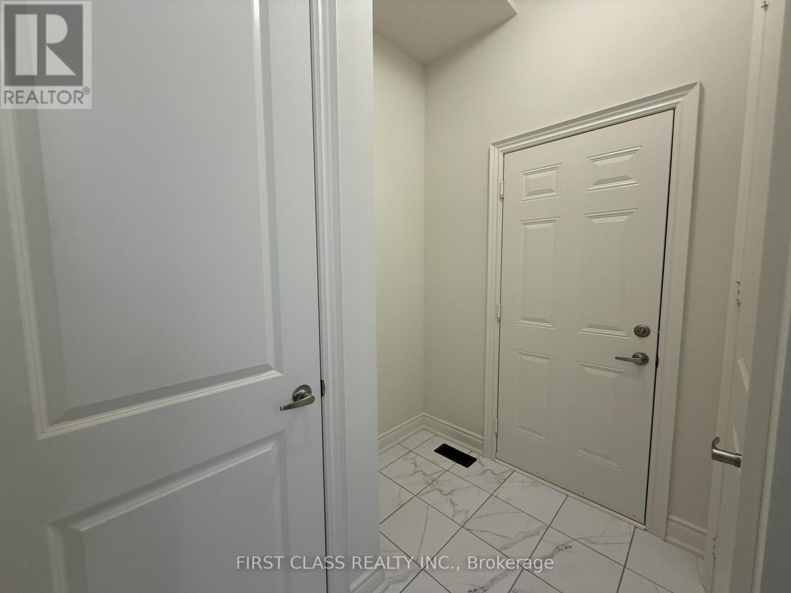 95 Boccella Crescent, Richmond Hill, Ontario  L4B 0H9 - Photo 16 - N12501686