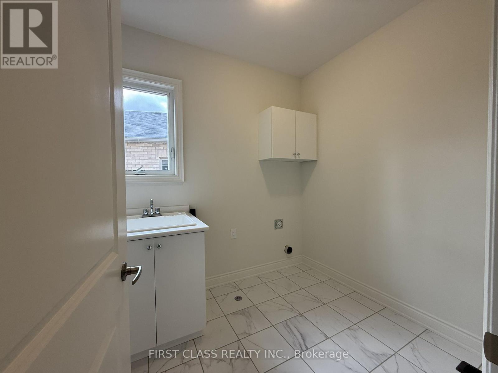 95 Boccella Crescent, Richmond Hill, Ontario  L4B 0H9 - Photo 35 - N12501686