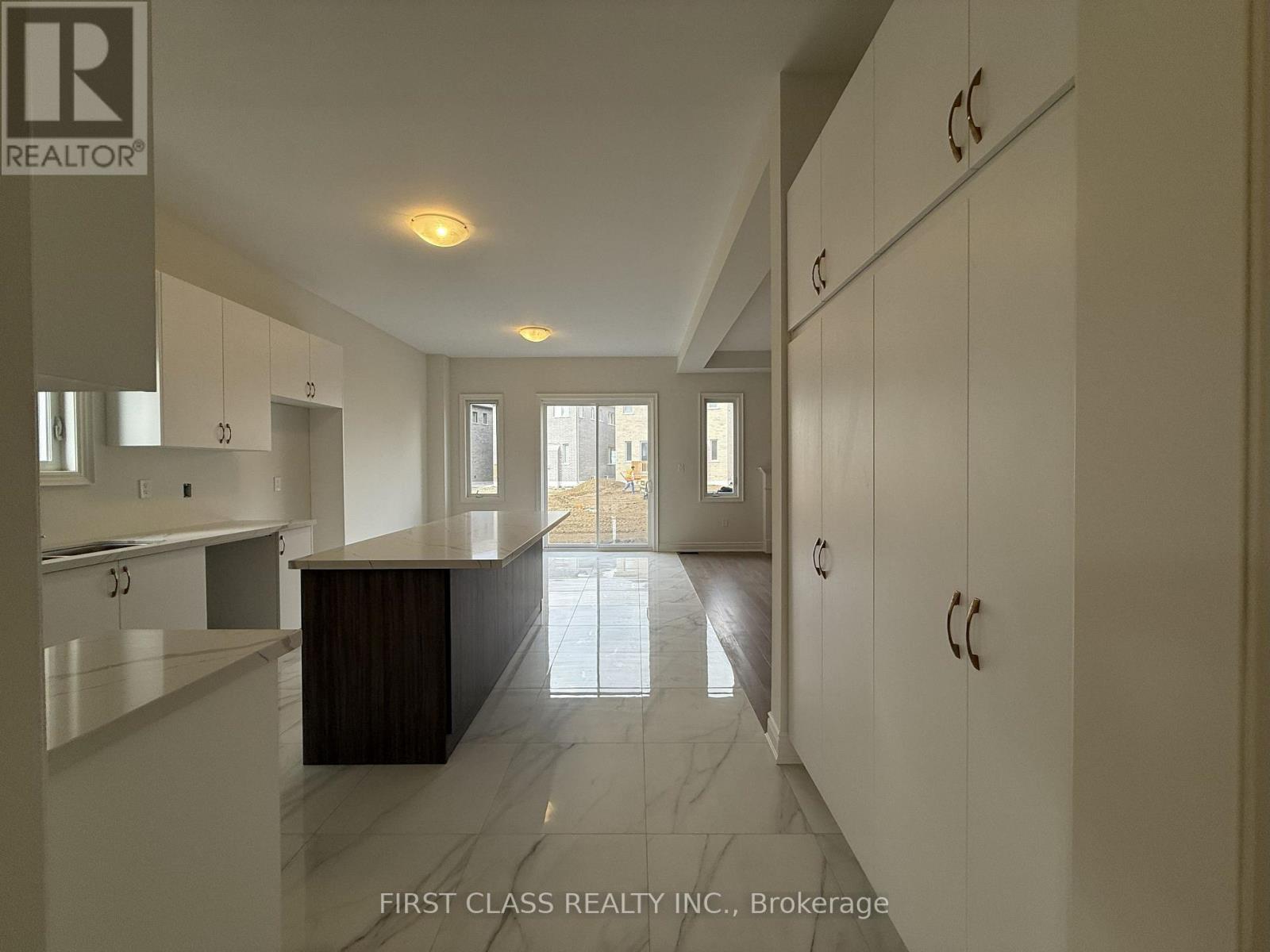 95 Boccella Crescent, Richmond Hill, Ontario  L4B 0H9 - Photo 6 - N12501686