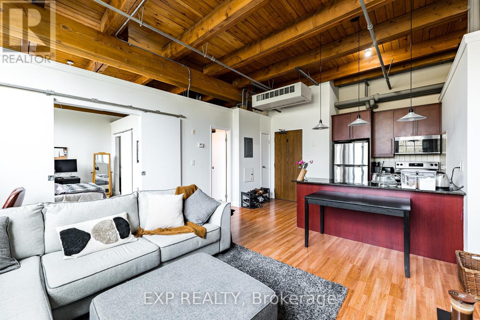 111 - 543 Timothy Street, Newmarket, Ontario  L3Y 1R1 - Photo 6 - N12501696