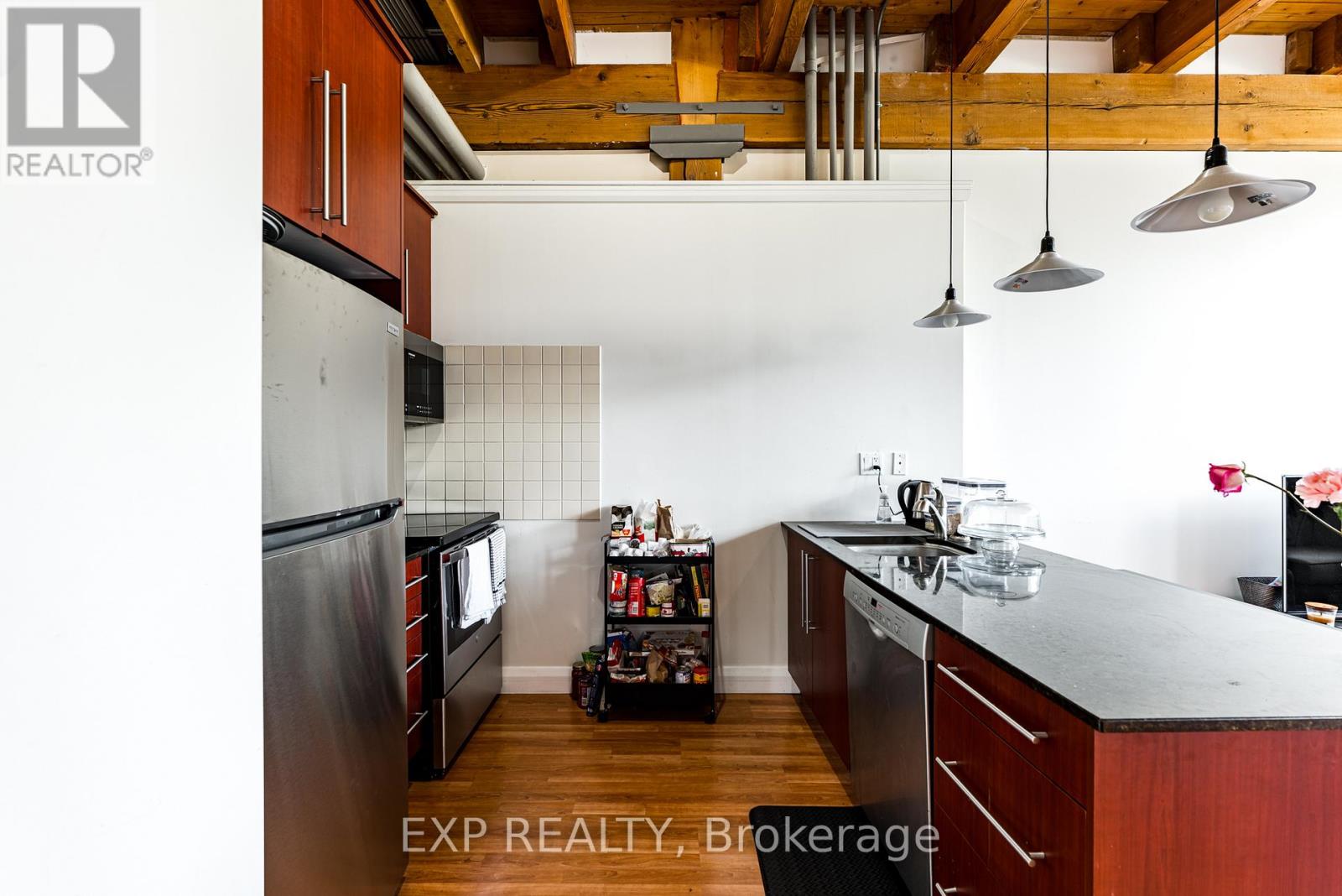 111 - 543 Timothy Street, Newmarket, Ontario  L3Y 1R1 - Photo 9 - N12501696