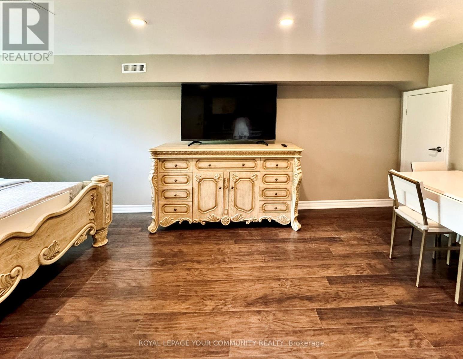 Basement #2 - 253 Alsace Road, Richmond Hill, Ontario  L4C 2W9 - Photo 8 - N12501718