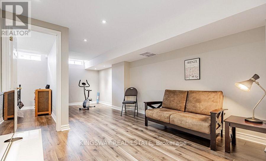 215 Equator Crescent, Vaughan (Vellore Village), Ontario  L6A 2Y1 - Photo 14 - N12501748