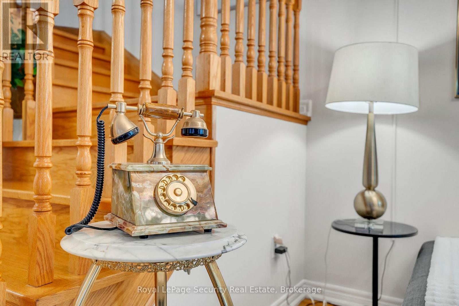 150 Royal Appian Crescent, Vaughan, Ontario  L4K 5L7 - Photo 13 - N12501754