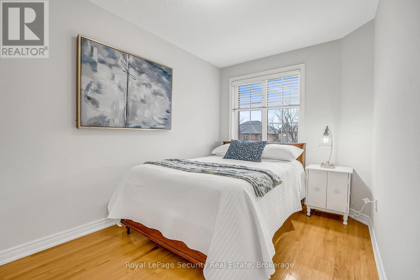 150 Royal Appian Crescent, Vaughan, Ontario  L4K 5L7 - Photo 32 - N12501754