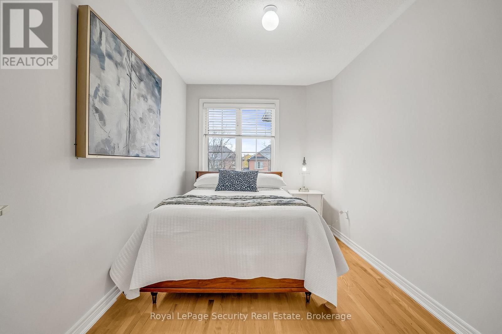 150 Royal Appian Crescent, Vaughan, Ontario  L4K 5L7 - Photo 33 - N12501754