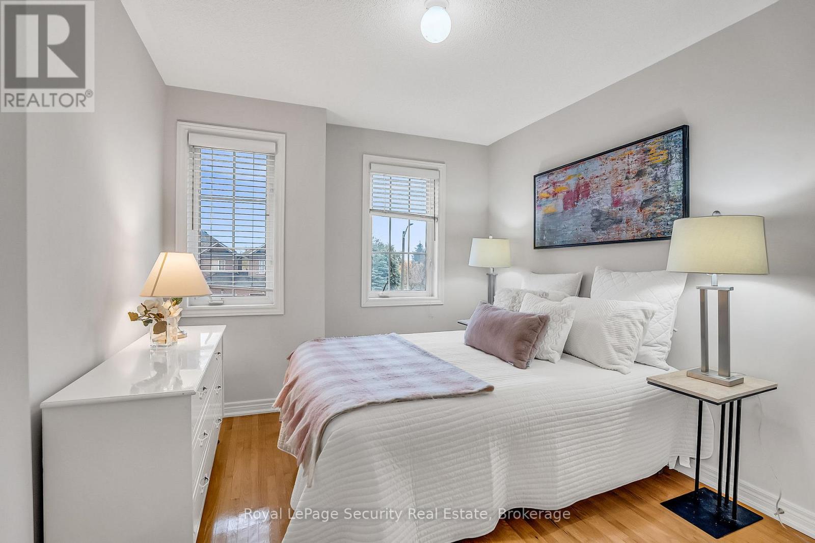 150 Royal Appian Crescent, Vaughan, Ontario  L4K 5L7 - Photo 35 - N12501754