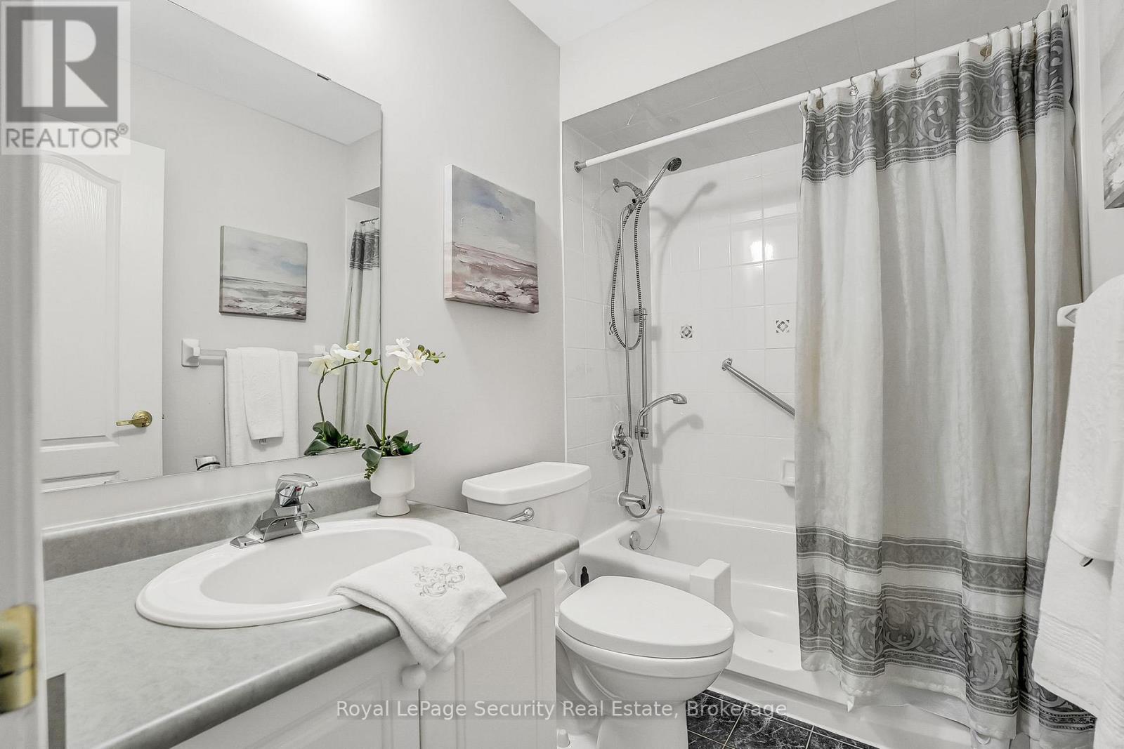 150 Royal Appian Crescent, Vaughan, Ontario  L4K 5L7 - Photo 38 - N12501754