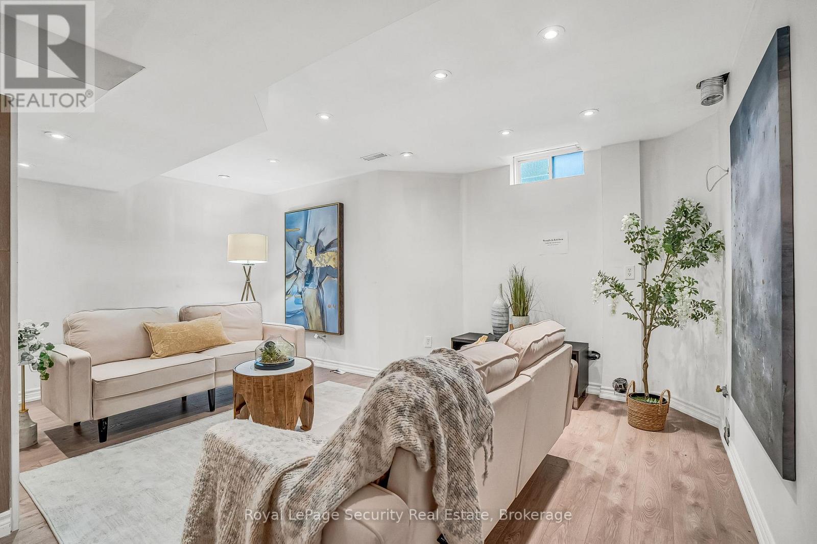 150 Royal Appian Crescent, Vaughan, Ontario  L4K 5L7 - Photo 40 - N12501754