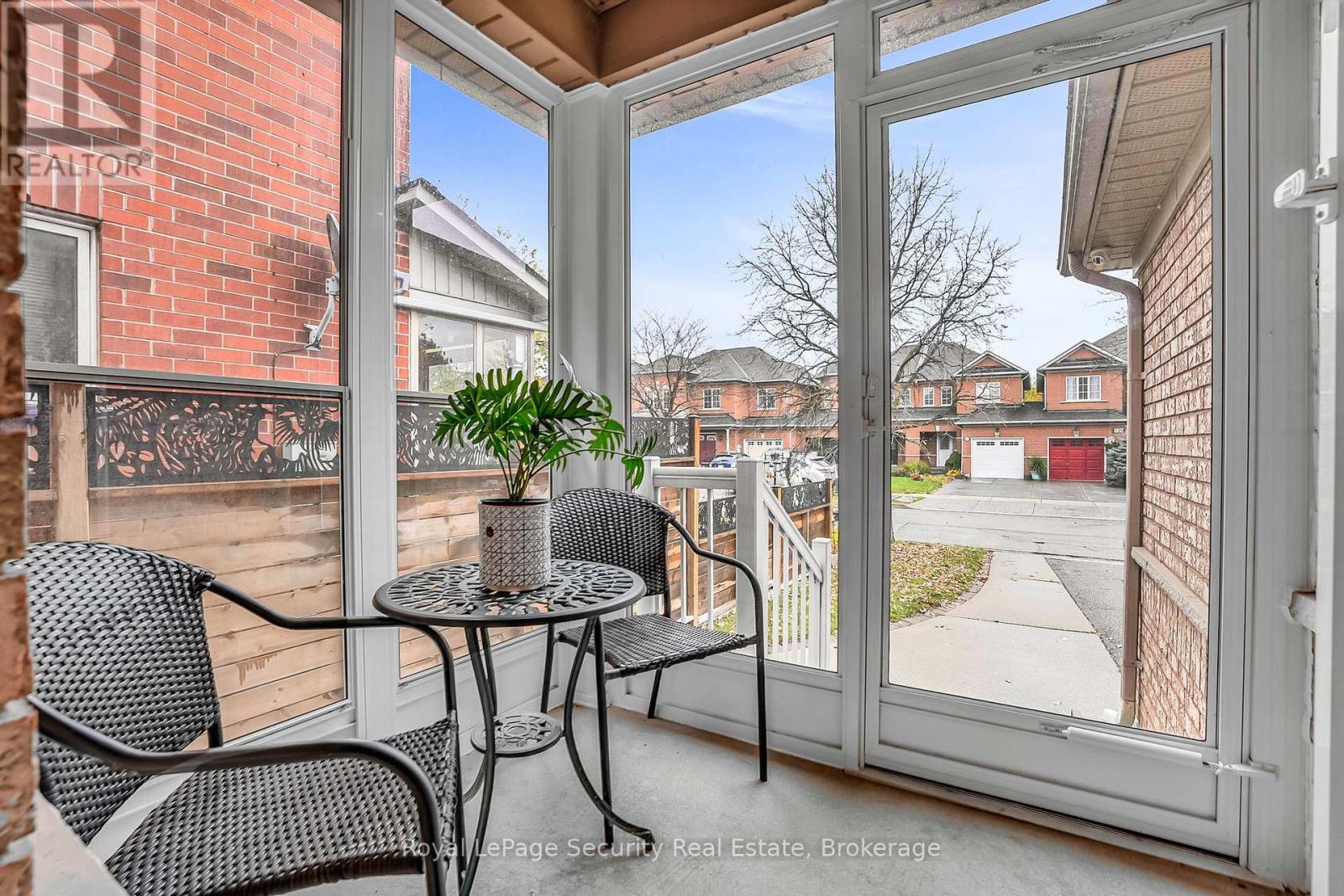 Property at 150 ROYAL APPIAN CRESCENT image 5