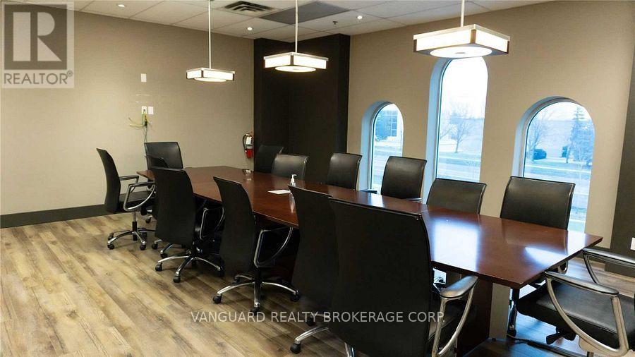 200 - 8810 Jane Street, Vaughan, Ontario  L4K 2M9 - Photo 15 - N12501794