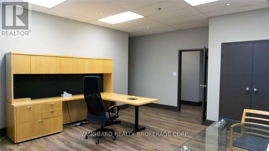 200 - 8810 Jane Street, Vaughan, Ontario  L4K 2M9 - Photo 19 - N12501794