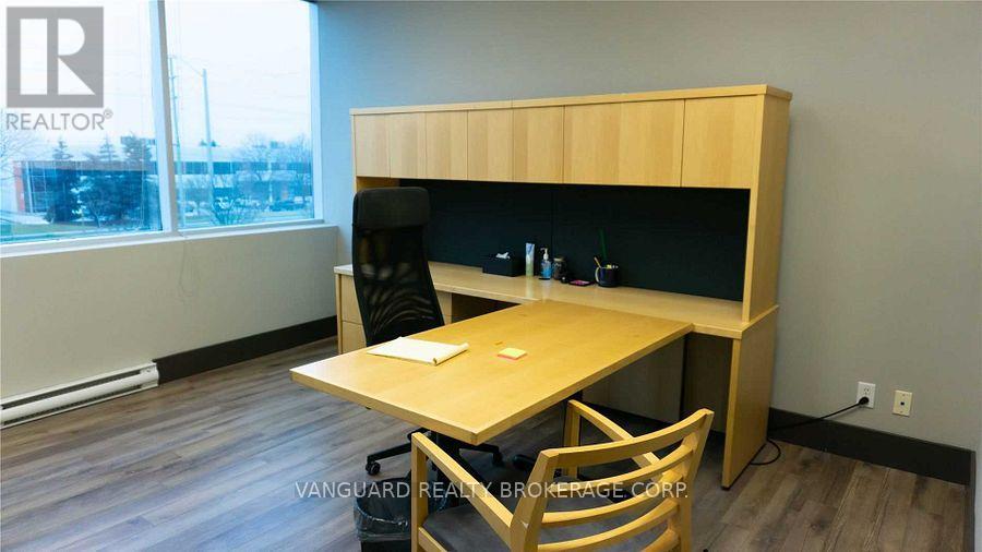 200 - 8810 Jane Street, Vaughan, Ontario  L4K 2M9 - Photo 24 - N12501794