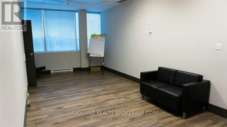 200 - 8810 Jane Street, Vaughan, Ontario  L4K 2M9 - Photo 8 - N12501794