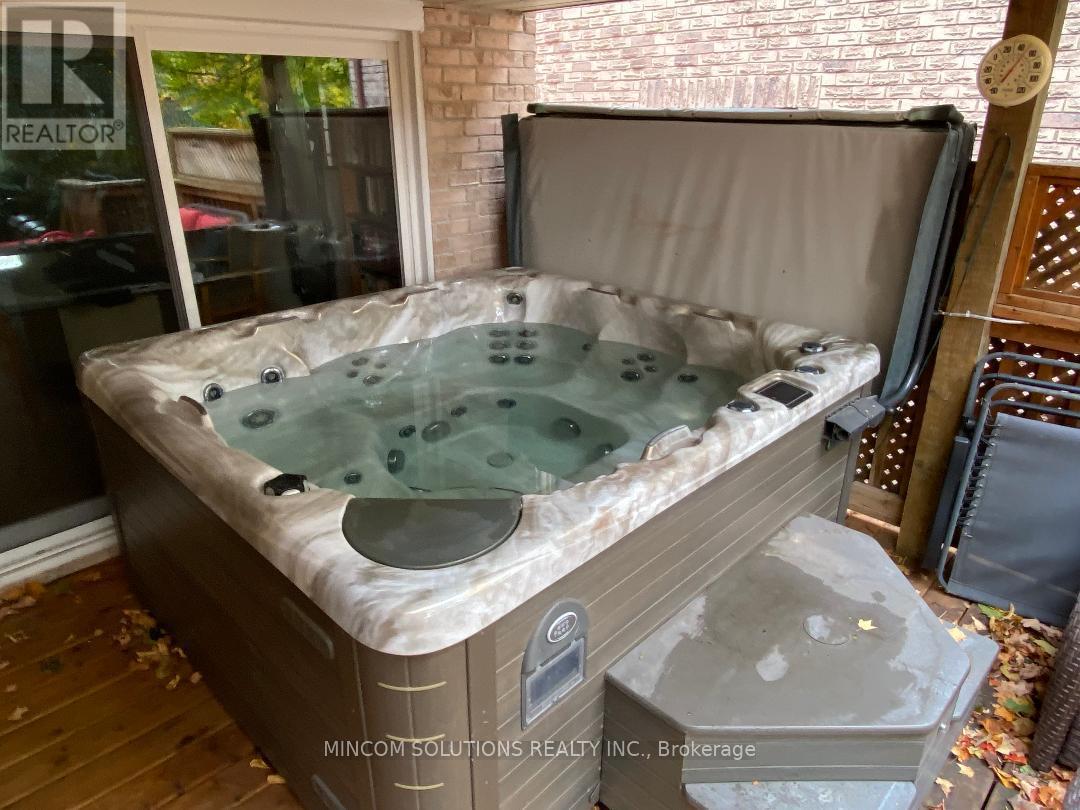 267 Aurora Heights Drive, Aurora, Ontario  L4G 5C3 - Photo 29 - N12501802