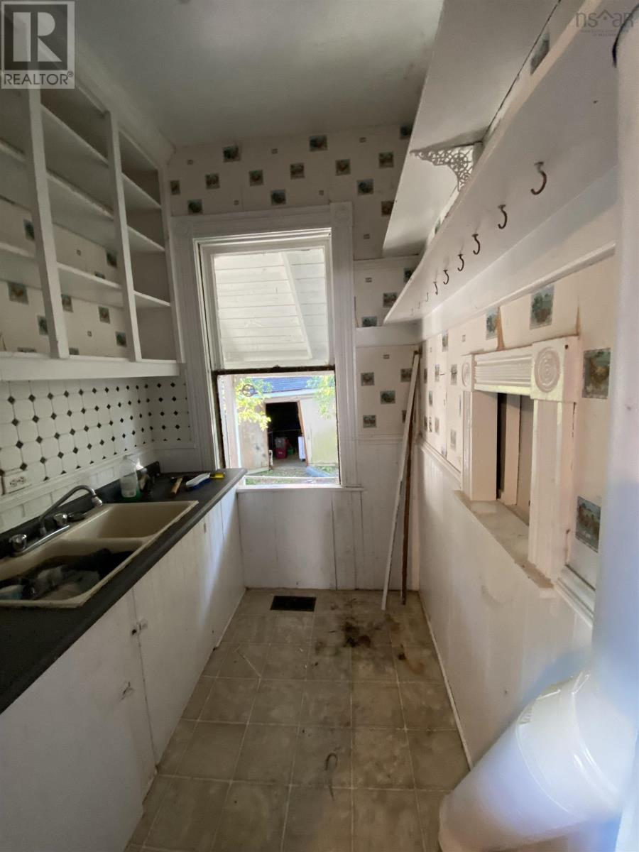 20 Bayview Street, Truro, Nova Scotia  B2N 2E3 - Photo 5 - 202523521