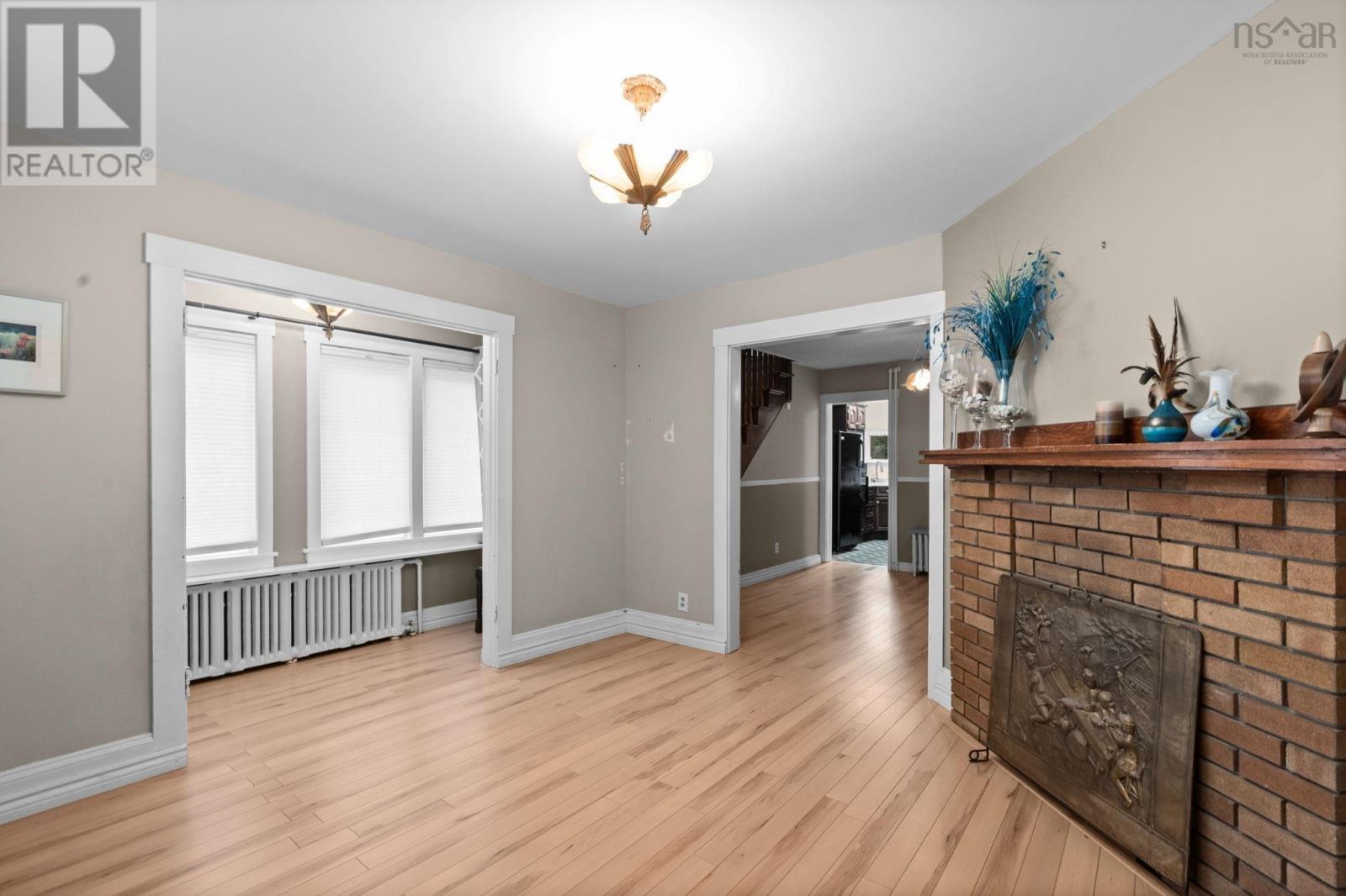 5726 Willow Street, Halifax, Nova Scotia  B3K 1L7 - Photo 8 - 202523945