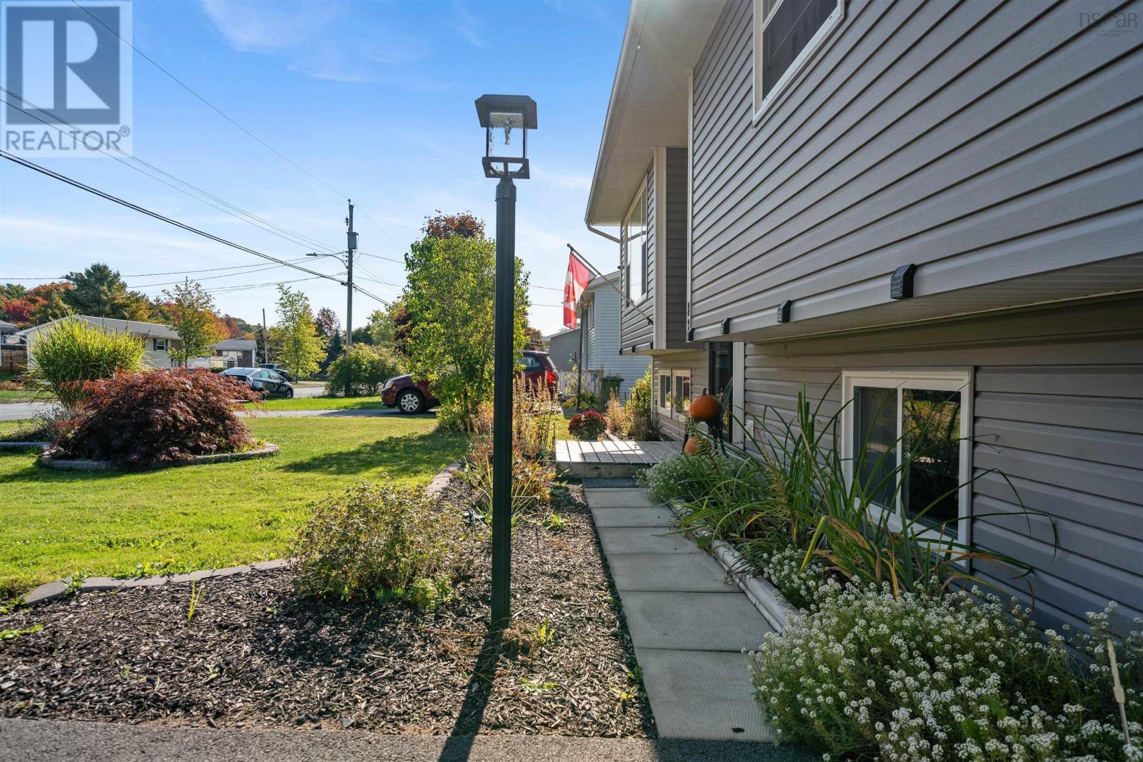 82 Sunnyvale Crescent, Lower Sackville, Nova Scotia  B4E 2G9 - Photo 6 - 202525314