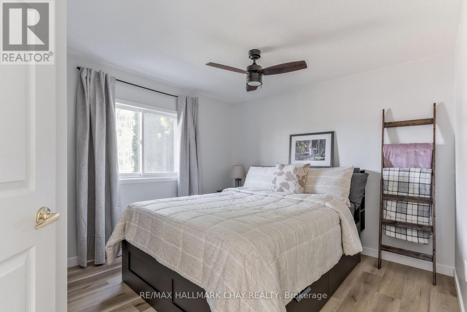 372 Dunsmore Lane, Barrie, Ontario  L4M 7B1 - Photo 21 - S12501712