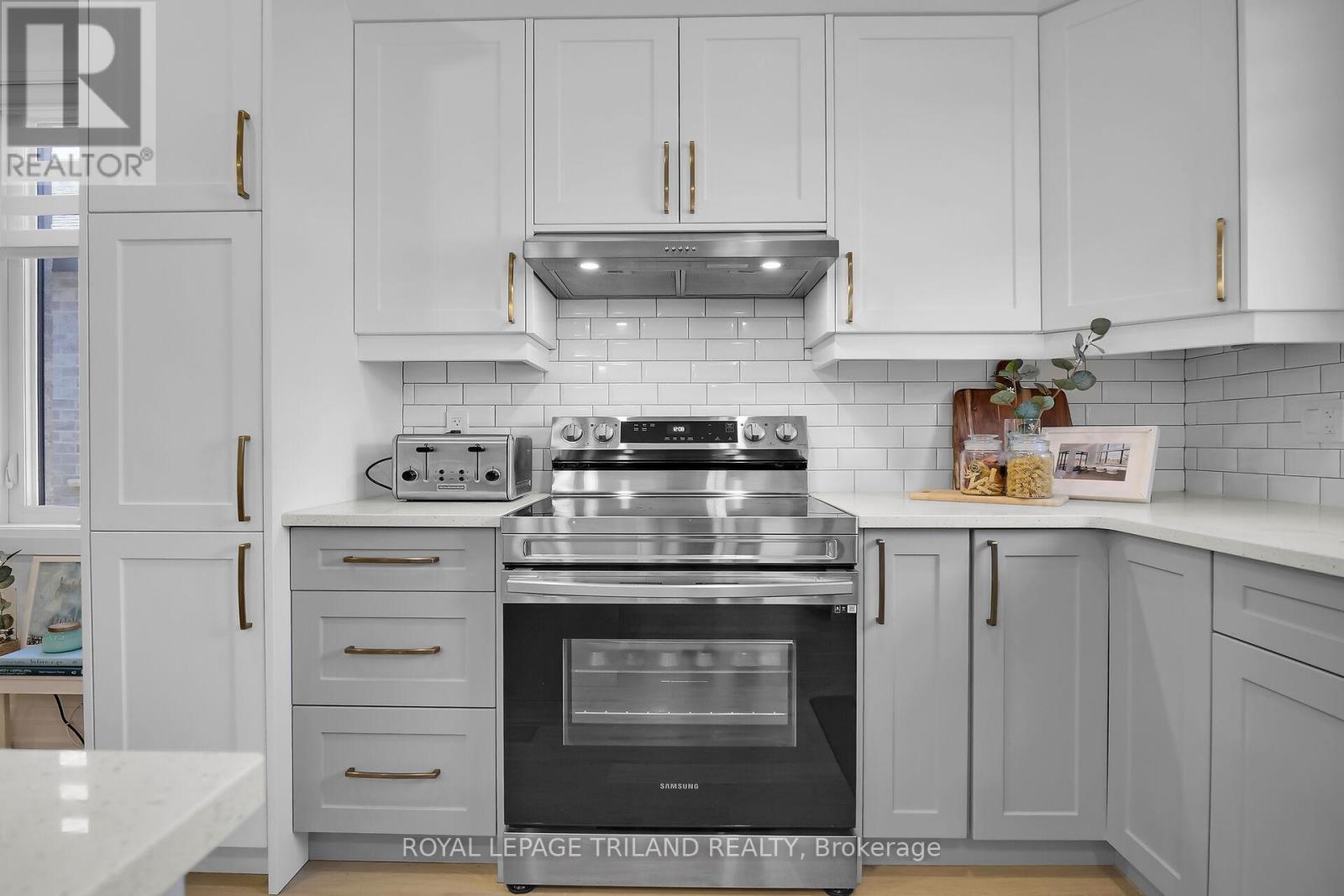 6 - 383 Daventry Way, Middlesex Centre, Ontario  N0L 1R0 - Photo 15 - X12501820